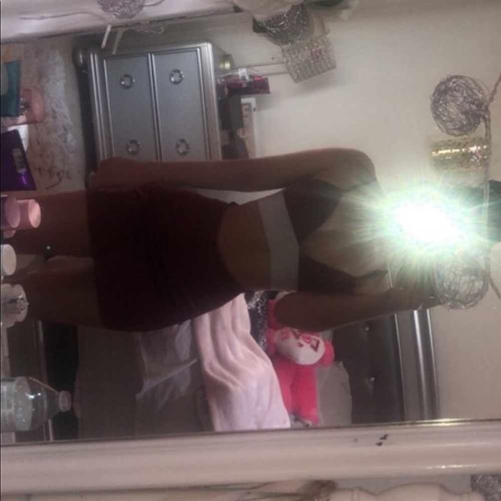 Maroon 2 piece